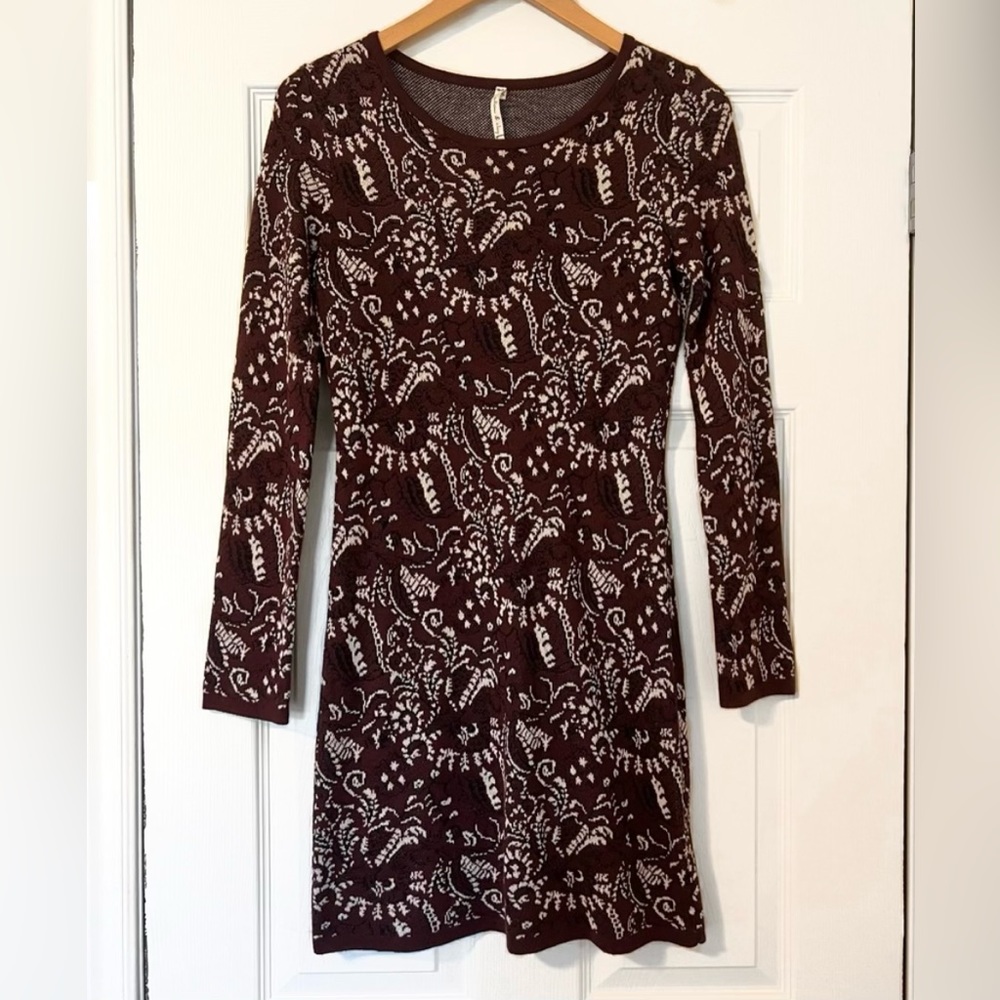 Willow & Clay Burgundy Knit Dress